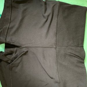 Athleta in studio shorts 2.5